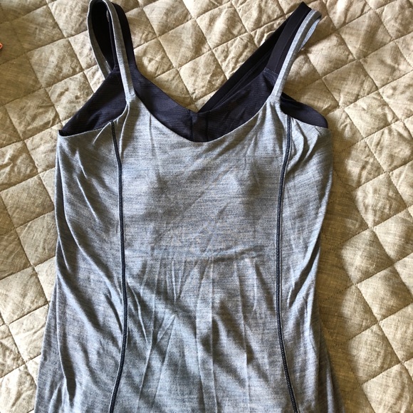 Lululemon with built in bra tank - Picture 1 of 1